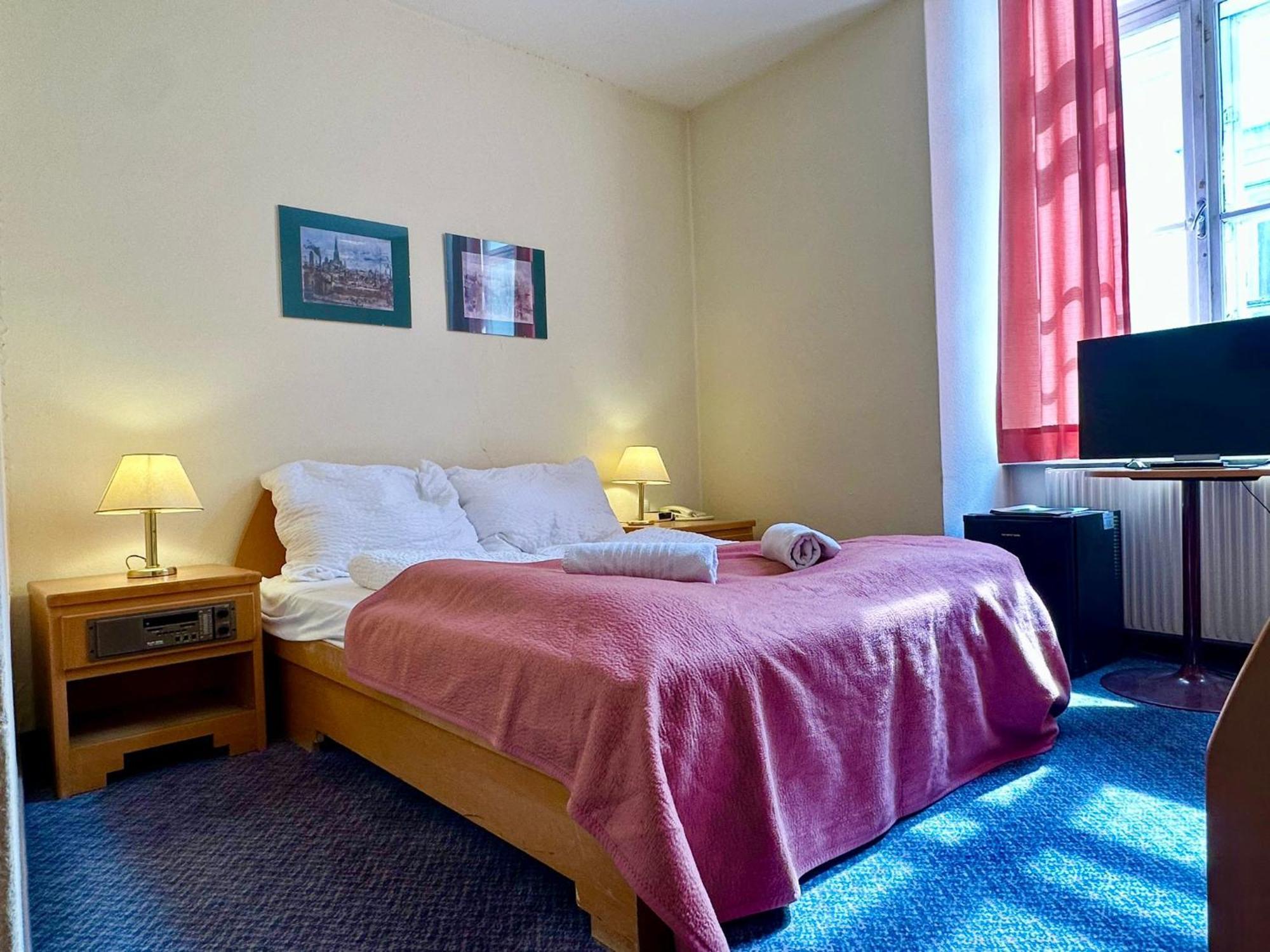 Very Central Apartments, 5 Min To City Center, No Reception Viena Exterior foto