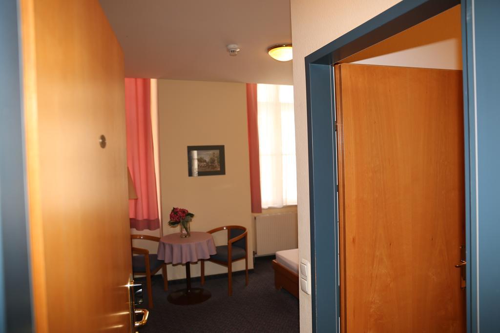 Very Central Apartments, 5 Min To City Center, No Reception Viena Exterior foto